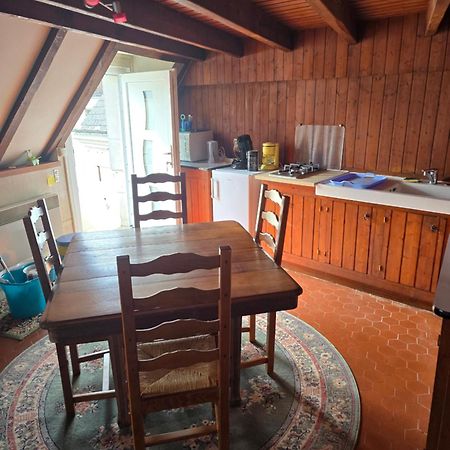 L'Escale Tourangelle Saint-Georges-sur-Cher Exterior foto